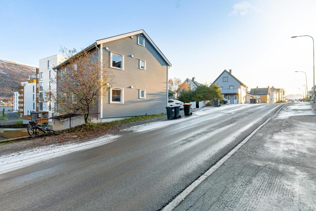 Luxury Apartement Close To City Centre With Free Parking Tromso Exterior photo